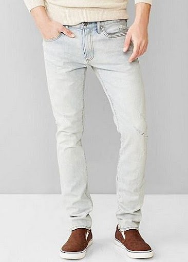 Shoes under white or light jeans for men