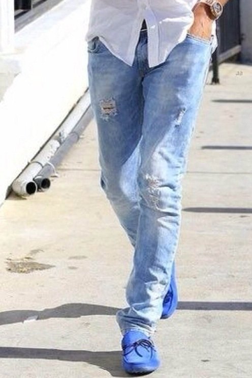 Shoes under blue jeans for men